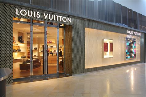 Louis Vuitton Holt Renfrew